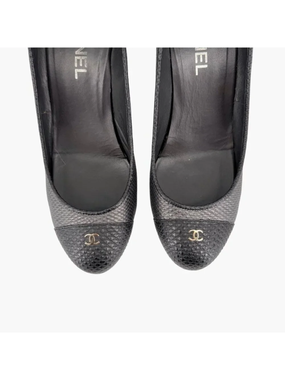Chanel Textured Gray CC Logo Cap Toe Platform Pumps Heels Size 37.5 US 6.5–7